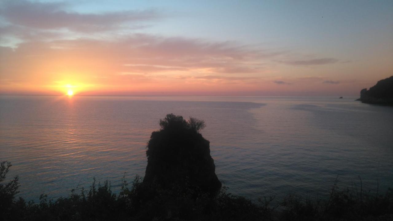 Kamari Guesthouse Keramídi Kültér fotó