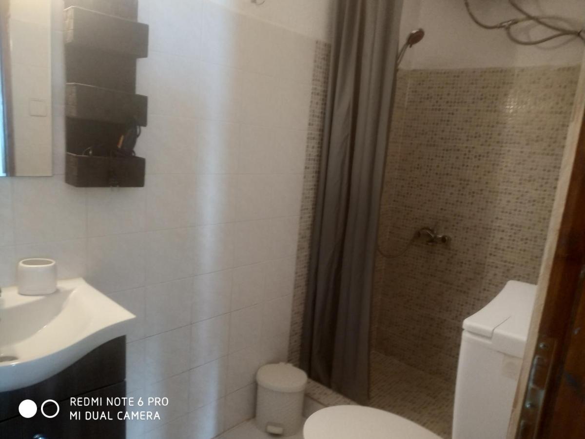 Kamari Guesthouse Keramídi Kültér fotó