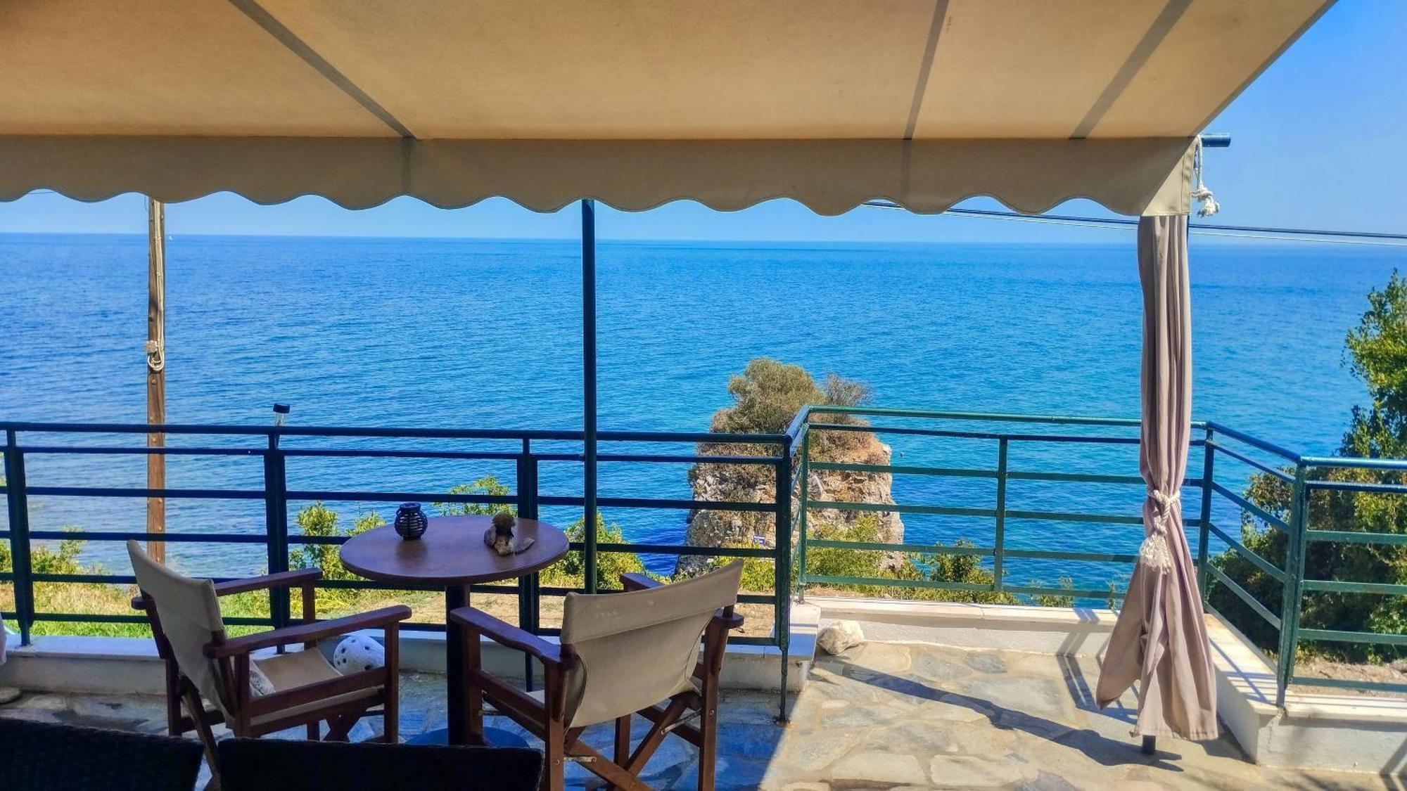 Kamari Guesthouse Keramídi Kültér fotó