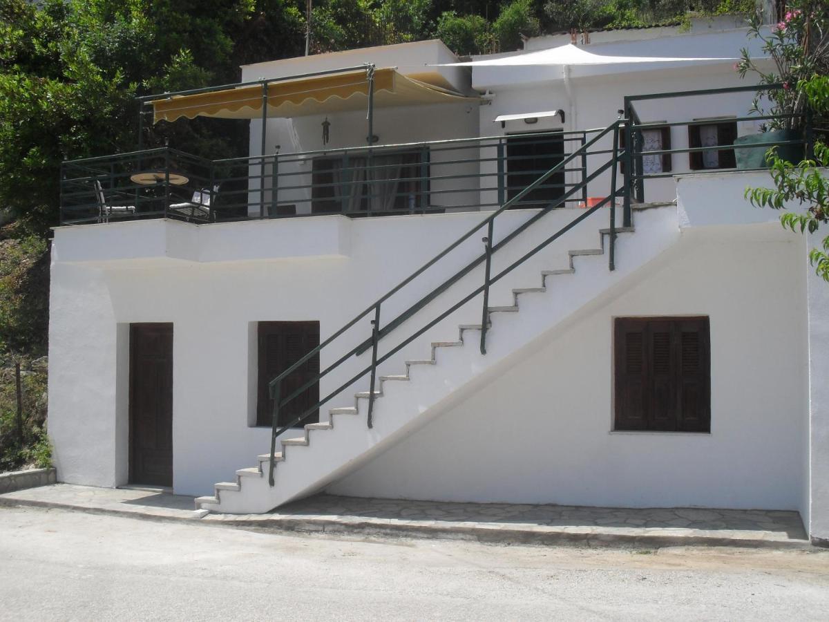 Kamari Guesthouse Keramídi Kültér fotó